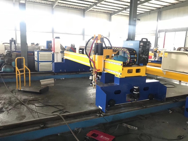 龍門(mén)式焊接機器人