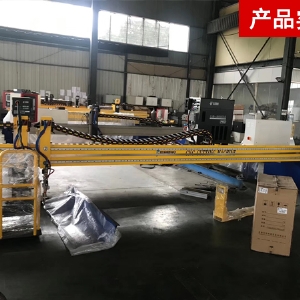 龍門(mén)式焊接機器人