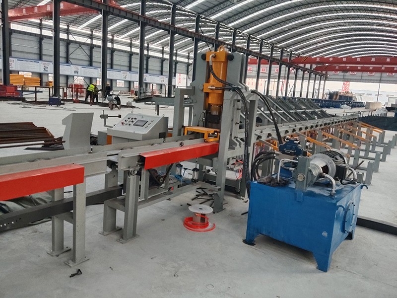 數(shù)控剪切彎曲生產(chǎn)線