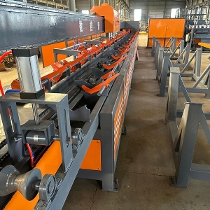 全自動(dòng)小導(dǎo)管生產(chǎn)線